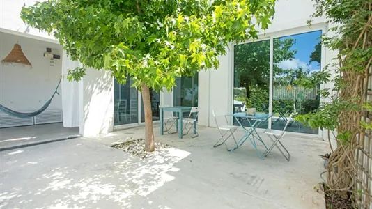 Apartments in Almada - photo 4