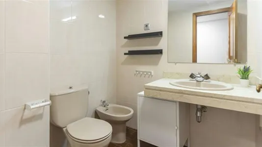 Rooms in Madrid Hortaleza - photo 6