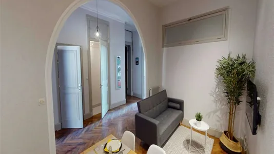 Rooms in Lyon - photo 6
