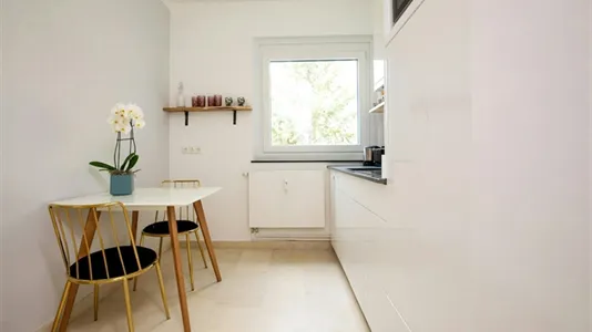 Apartments in Location is not specified - photo 6