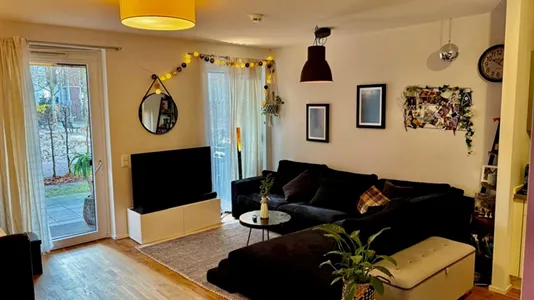 Apartments in Berlin Pankow - photo 1