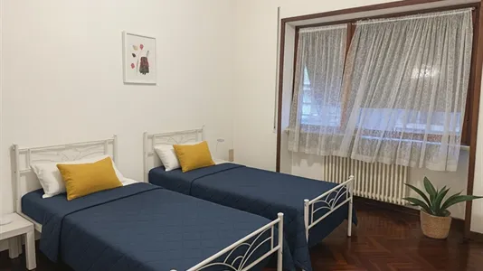 Rooms in Roma Municipio VIII – Appia Antica - photo 3