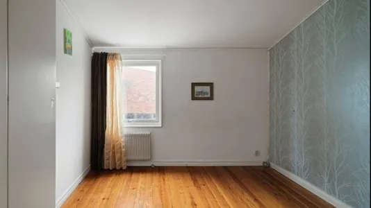 Houses in Järfälla - photo 9