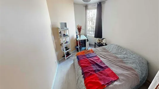 Rooms in Lyon - photo 2