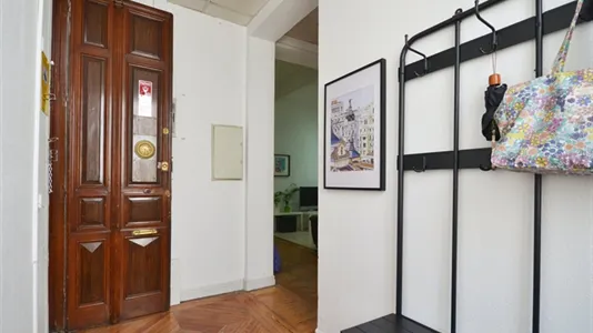 Rooms in Madrid Centro - photo 4