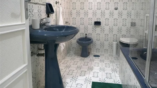 Rooms in Napoli Municipalità 2 - photo 9