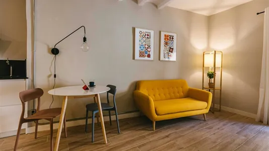 Apartments in Barcelona Ciutat Vella - photo 5