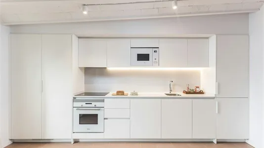 Apartments in Barcelona Ciutat Vella - photo 7