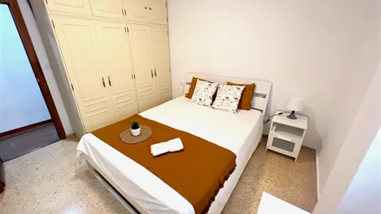 Rooms in Tavernes Blanques - photo 5