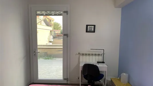 Rooms in Roma Municipio VI – Roma Delle Torri - photo 4