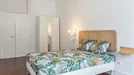 Room for rent, Lisbon (region), &lt;span class=&quot;blurred street&quot; onclick=&quot;ProcessAdRequest(12157742)&quot;&gt;&lt;span class=&quot;hint&quot;&gt;See streetname&lt;/span&gt;[xxxxxxxxxxxxx]&lt;/span&gt;