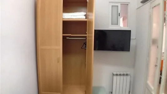 Rooms in Madrid Centro - photo 4