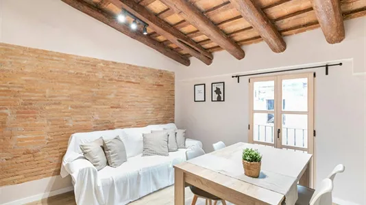 Apartments in Barcelona Ciutat Vella - photo 2