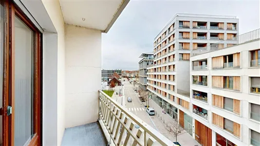 Rooms in Saint-Julien-en-Genevois - photo 4