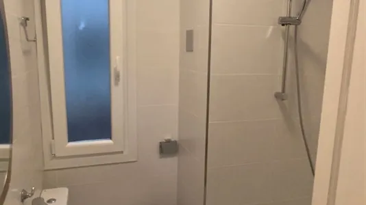 Rooms in Bilbao - photo 8