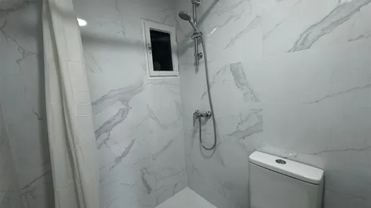 Rooms in Madrid Centro - photo 6