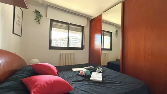 Rooms in Zaragoza - photo 4