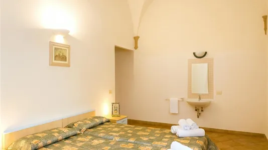 Rooms in Siena - photo 8