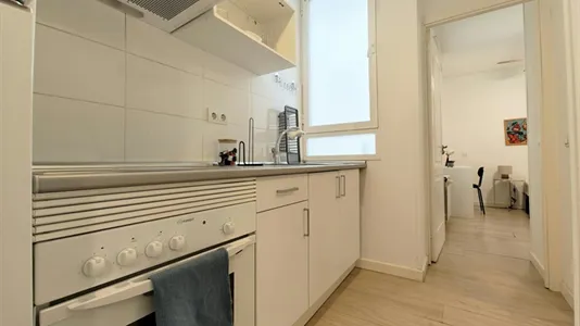 Rooms in Madrid Centro - photo 7