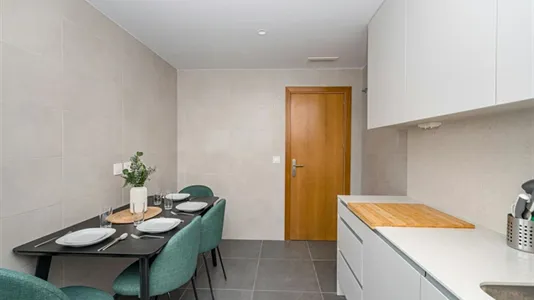 Rooms in Madrid Chamartín - photo 9