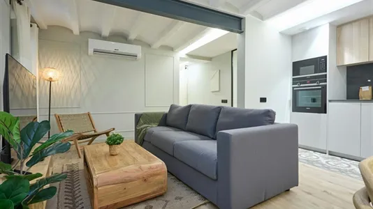 Apartments in Barcelona Ciutat Vella - photo 6