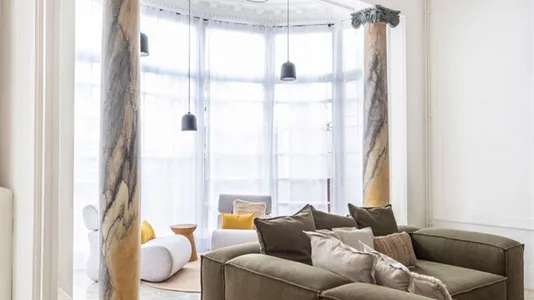 Apartments in Barcelona Eixample - photo 5