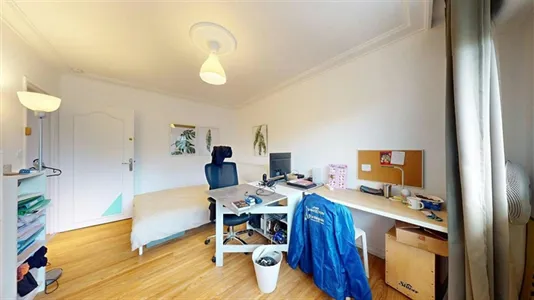 Rooms in Lyon - photo 4