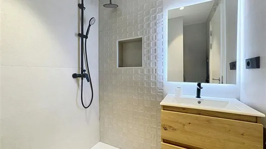 Rooms in Madrid Fuencarral-El Pardo - photo 9