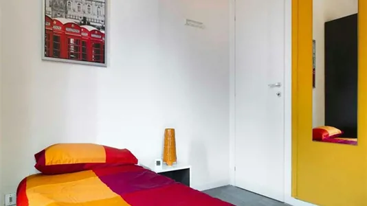 Rooms in Milano Zona 5 - Vigentino, Chiaravalle, Gratosoglio - photo 2
