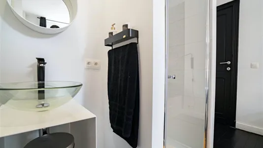 Rooms in Charleroi - photo 4