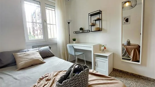 Rooms in Madrid Fuencarral-El Pardo - photo 4