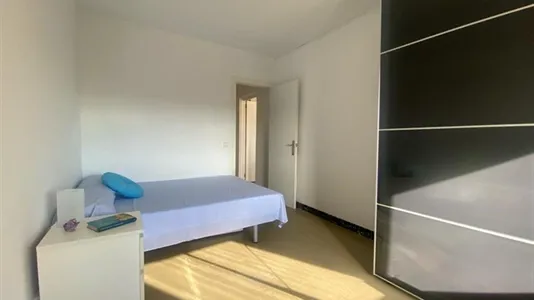 Rooms in Sabadell - photo 8