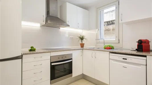 Apartments in Barcelona Ciutat Vella - photo 9