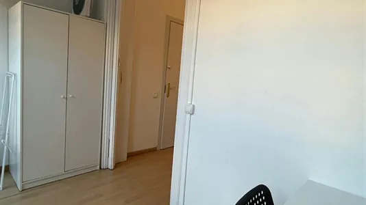 Rooms in Barcelona Eixample - photo 6