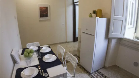 Rooms in Florence - photo 8