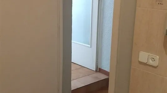 Rooms in Barcelona Ciutat Vella - photo 9