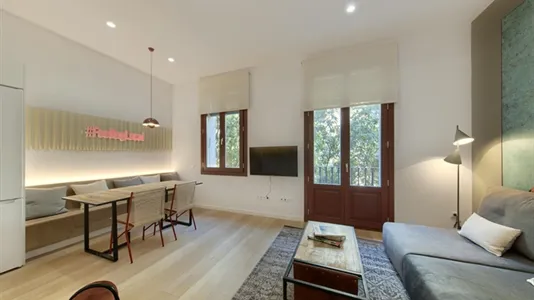 Apartments in Barcelona Eixample - photo 4