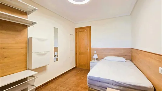 Rooms in Leganés - photo 3