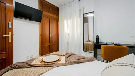 Rooms in Madrid Retiro - photo 5