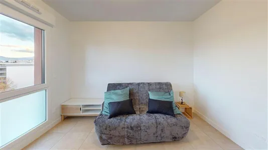 Apartments in Clermont-Ferrand - photo 4