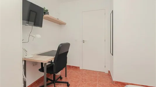 Rooms in Reus - photo 4