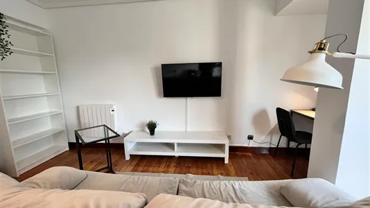 Rooms in Bilbao - photo 5