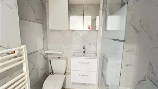 Apartments in Nanterre - photo 6