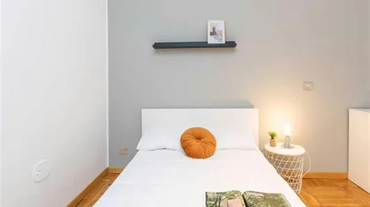 Rooms in Milano Zona 8 - Fiera, Gallaratese, Quarto Oggiaro - photo 4