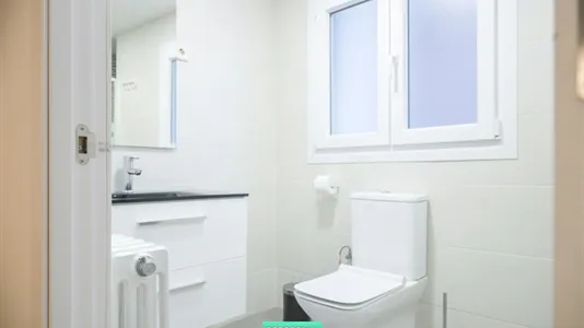 Rooms in Madrid Chamberí - photo 7