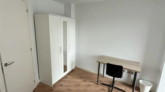 Rooms in Sabadell - photo 3