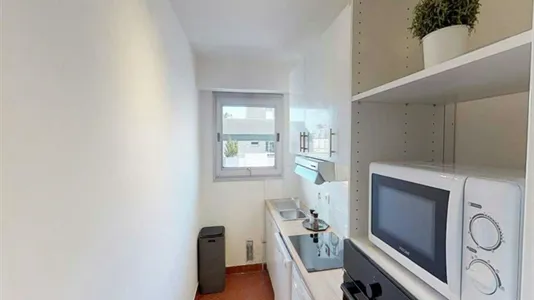 Rooms in Paris 19ème arrondissement - photo 10