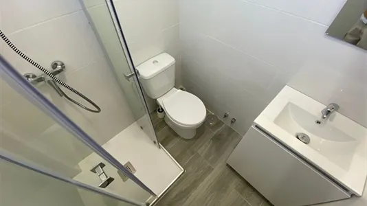 Rooms in Madrid Hortaleza - photo 8