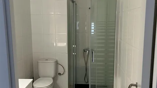 Rooms in Málaga - photo 9