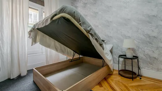 Rooms in Madrid Salamanca - photo 9